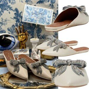 🆕 KURT GEIGER LONDON 🧿 NWOT Otter Crystal Bow Leather Flats, Bone Sz 38.5 US 8